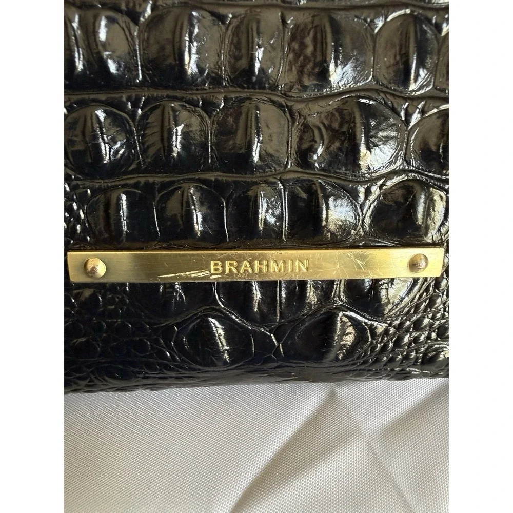 Brahmin strap shows